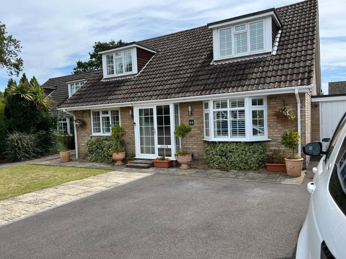 No 64 Bed And Breakfast Lymington Extérieur photo